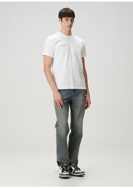 Beyaz Logo Baskılı T-Shirt fiyatları
