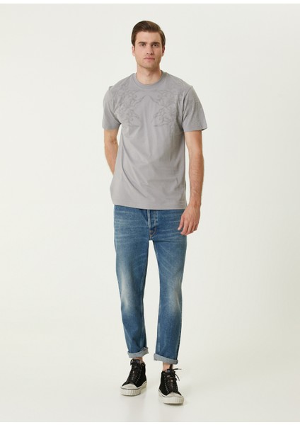 Gri Omuzu Baskılı T-Shirt fiyatları