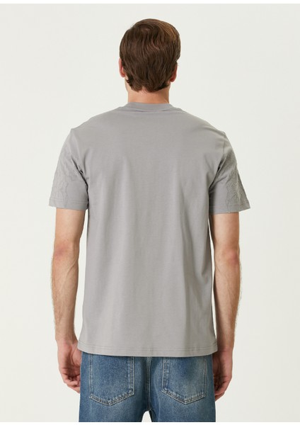 Gri Omuzu Baskılı T-Shirt fırsatları