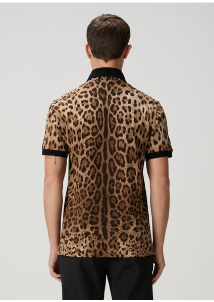 Leopar Desenli Polo Yaka T-Shirt fırsatları