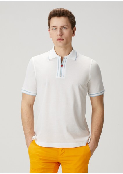 Beyaz Polo Yaka T-Shirt