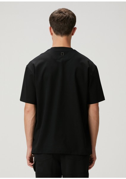 Siyah Logo Detaylı T-Shirt fırsatları