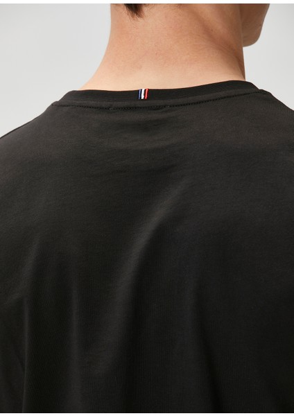 Siyah Logo Nakışlı T-Shirt