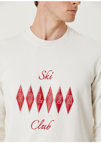 Kırmızı Beyaz Nakışlı Sweatshirt indirimleri