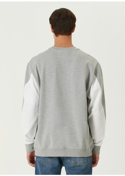 402 Gri Logo Nakışlı Sweatshirt fırsatları