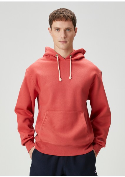 Kırmızı Kapüşonlu Sweatshirt