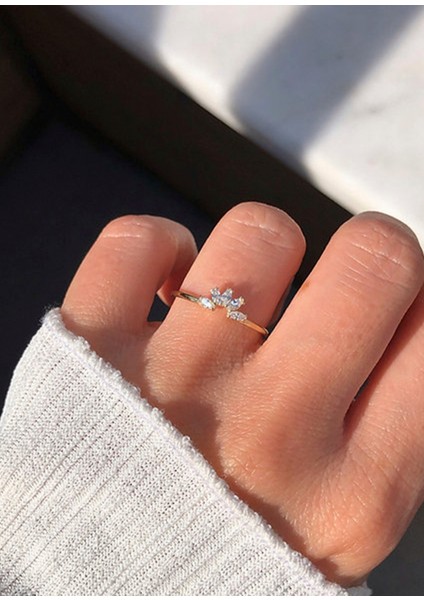 Markiz Princess Pırlanta Taşlı 14 Ayar Sarı Altın Kadın Yüzük