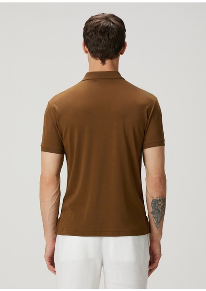 Kahverengi Polo Yaka T-Shirt fırsatları