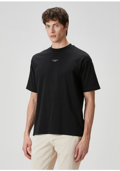 Siyah Logo Baskılı T-Shirt modelleri