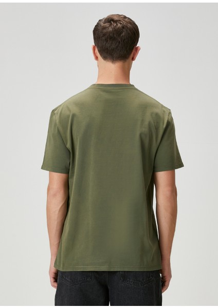 Haki Logo Nakışlı T-Shirt fırsatları