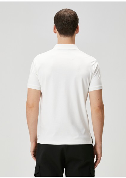 Beyaz Polo Yaka T-Shirt fırsatları