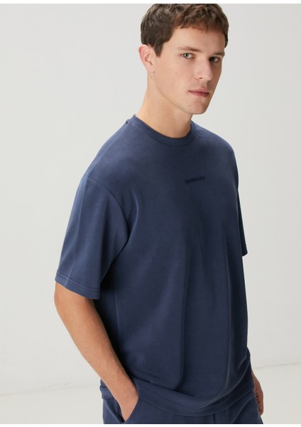 Lacivert Logo Detaylı Yumuşak Dokulu T-Shirt fiyatları