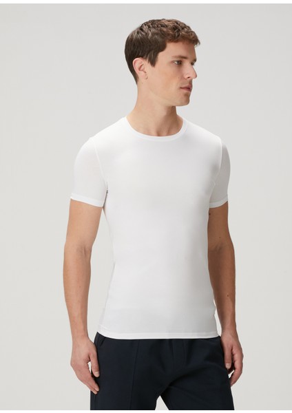 Beyaz Basic T-Shirt modelleri