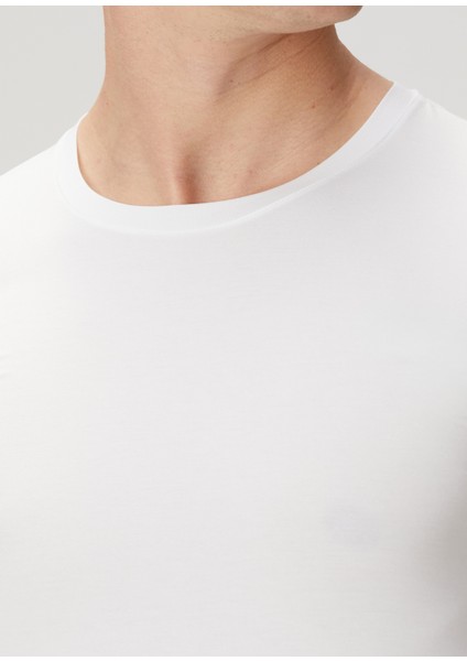 Beyaz Basic T-Shirt indirimleri