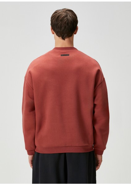 Kırmızı Logo Baskılı Sweatshirt fırsatları