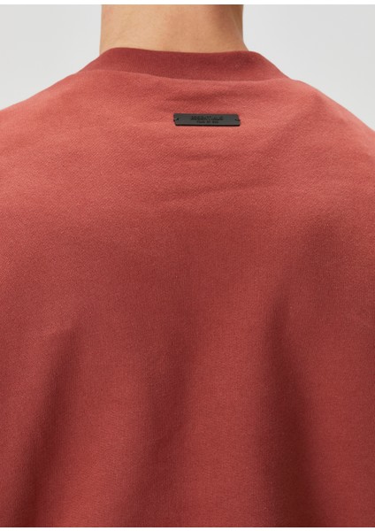 Kırmızı Logo Baskılı Sweatshirt