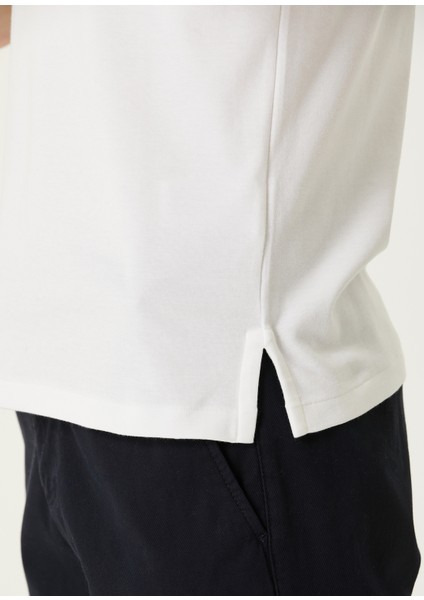 Beyaz Polo Yaka T-Shirt