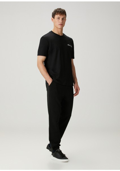 Siyah Logo Nakışlı T-Shirt fiyatları