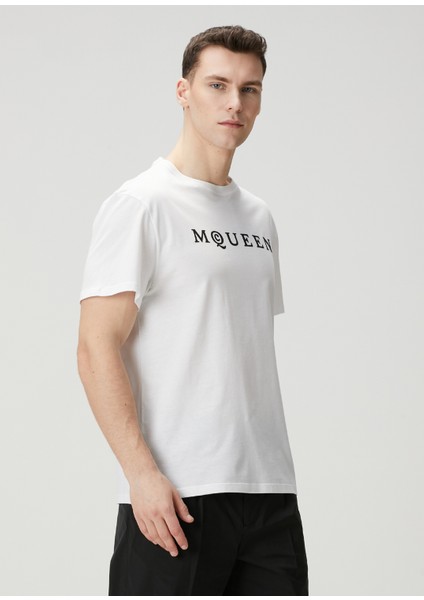 Beyaz Logo Baskılı T-Shirt modelleri