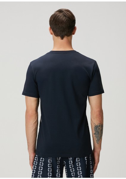 Lacivert Logo Baskılı Basic T-Shirt fırsatları