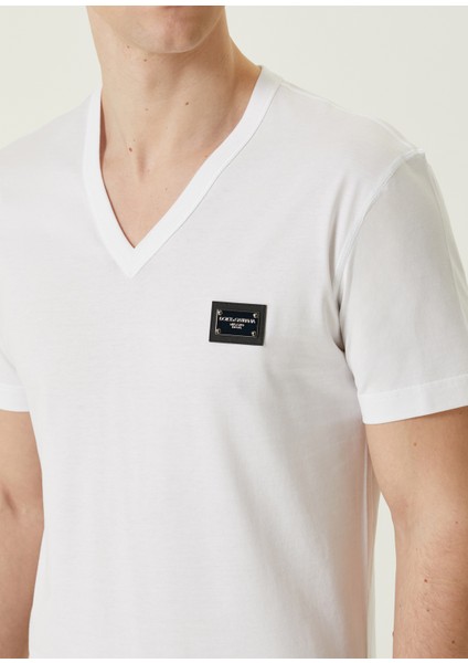 Beyaz Logo Detaylı T-Shirt indirimleri