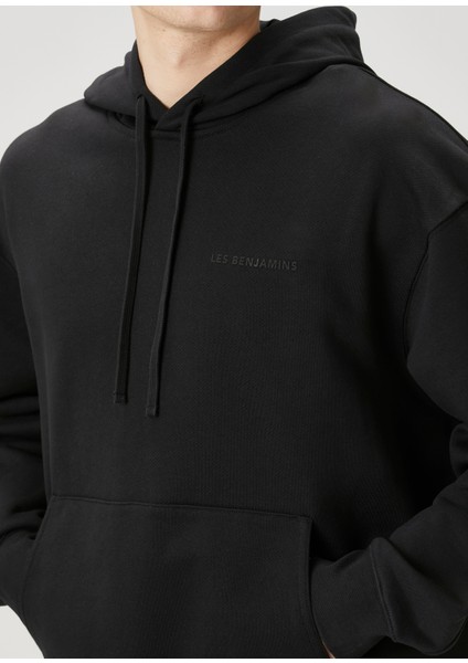 Siyah Kapüşonlu Sweatshirt