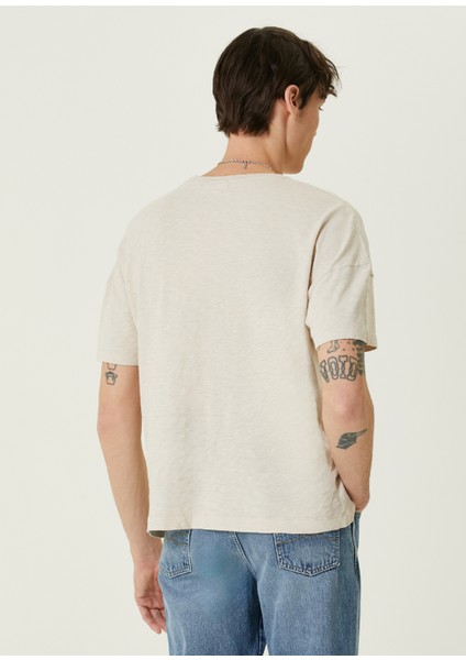 Ekru T-Shirt fırsatları