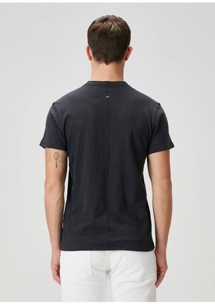 Henley Lacivert T-Shirt fırsatları