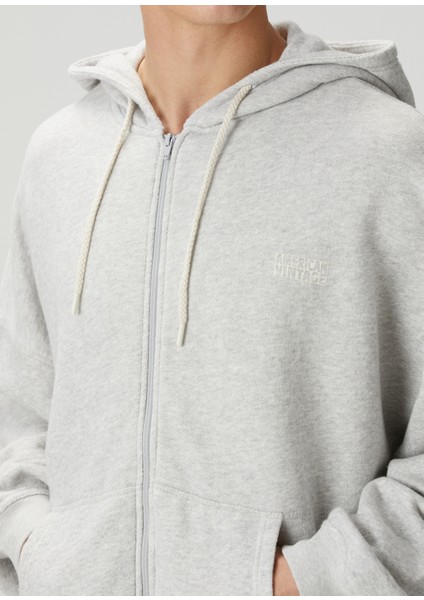 Açık Gri Kapüşonlu Logo Baskılı Sweatshirt indirimleri