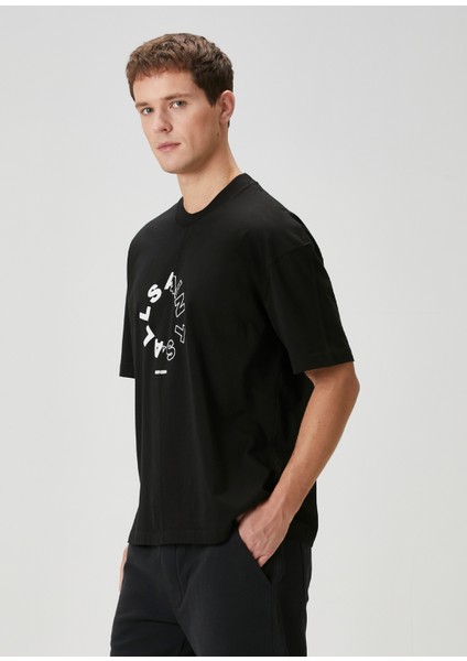 Siyah Logo Detaylı T-Shirt modelleri