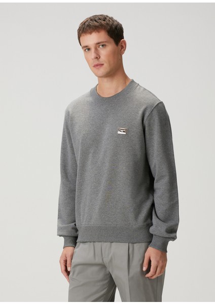 Gri Logo Detaylı Sweatshirt