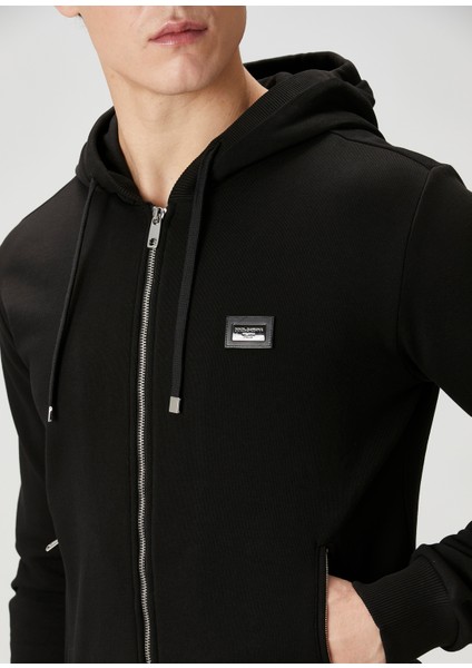 Siyah Kapüşonlu Logo Detaylı Sweatshirt indirimleri
