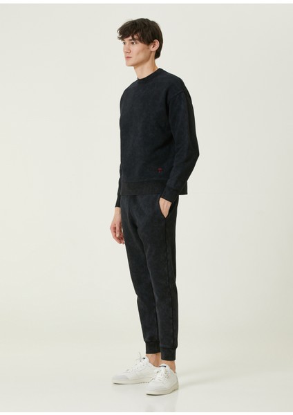 Sumi Siyah Yazı Nakışlı Sweatshirt fiyatları