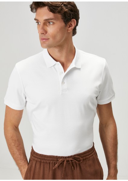 Beyaz Polo Yaka T-Shirt