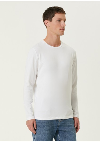 Beyaz Logo Detaylı Uzun Kollu T-Shirt fırsatları