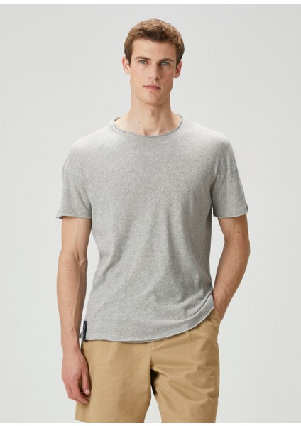 Geniş Kesim Gri Basic T-Shirt