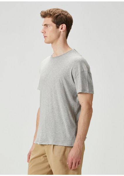 Geniş Kesim Gri Basic T-Shirt modelleri