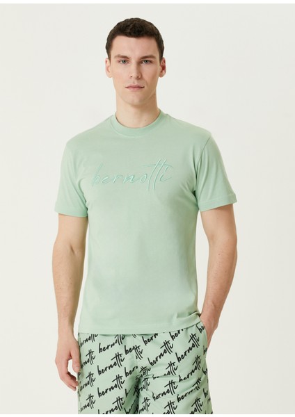 Yeşil Logo Nakışlı T-Shirt