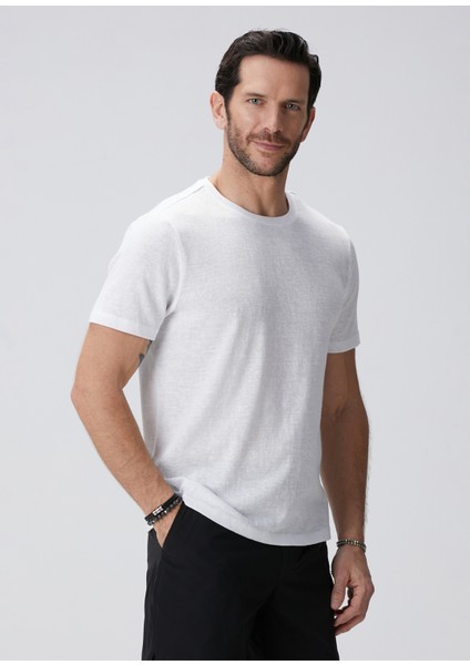 Beyaz Basic T-Shirt fırsatları
