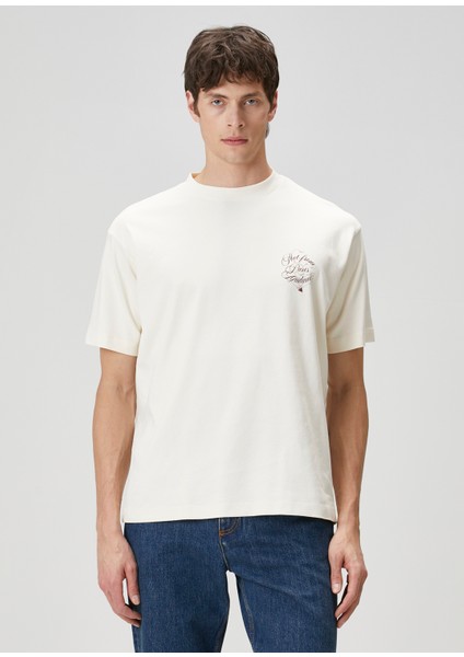 Krem Logo Baskılı T-Shirt