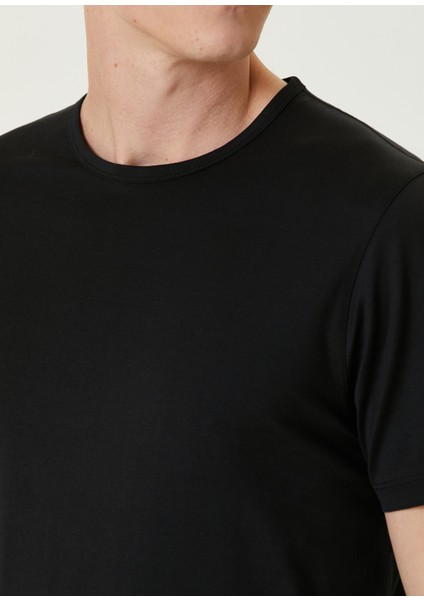 Siyah T-Shirt indirimleri