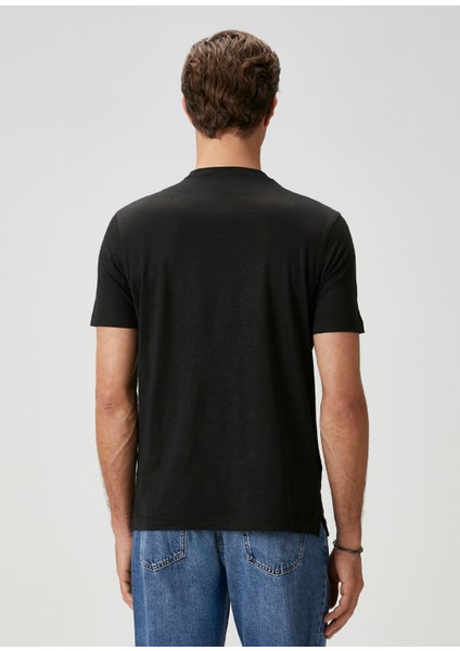 Siyah Keten T-Shirt indirimleri