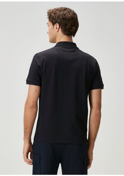 Lacivert Polo Yaka Şerit Baskılı T-Shirt indirimleri