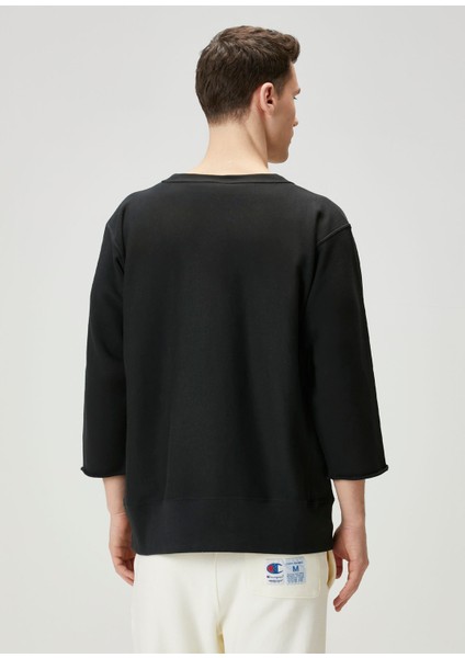 Siyah Logo Detaylı Sweatshirt fırsatları