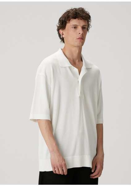 Beyaz Polo Yaka Kısa Kollu Oversized Triko fırsatları