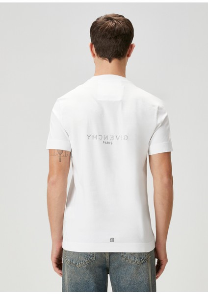 Beyaz Logo Detaylı T-Shirt fırsatları