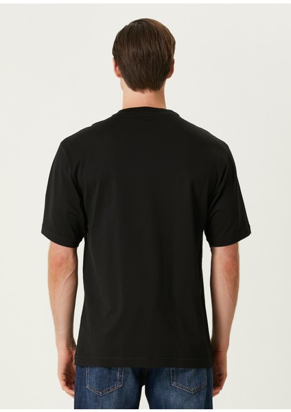 Siyah Logo Patchli T-Shirt fırsatları