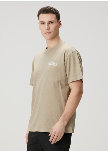 Bricklane Kum Logo Baskılı T-Shirt modelleri
