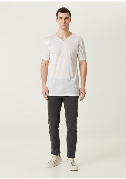 Royal Classic Beyaz V Yaka Basic T-Shirt fiyatları