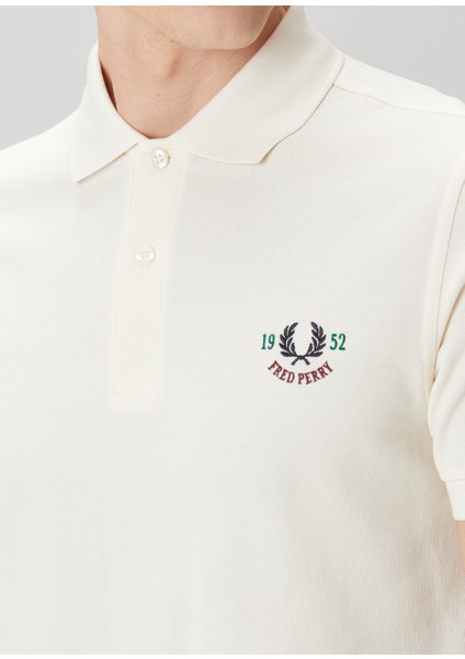 Clubhouse Beyaz Polo Yaka T-Shirt indirimleri